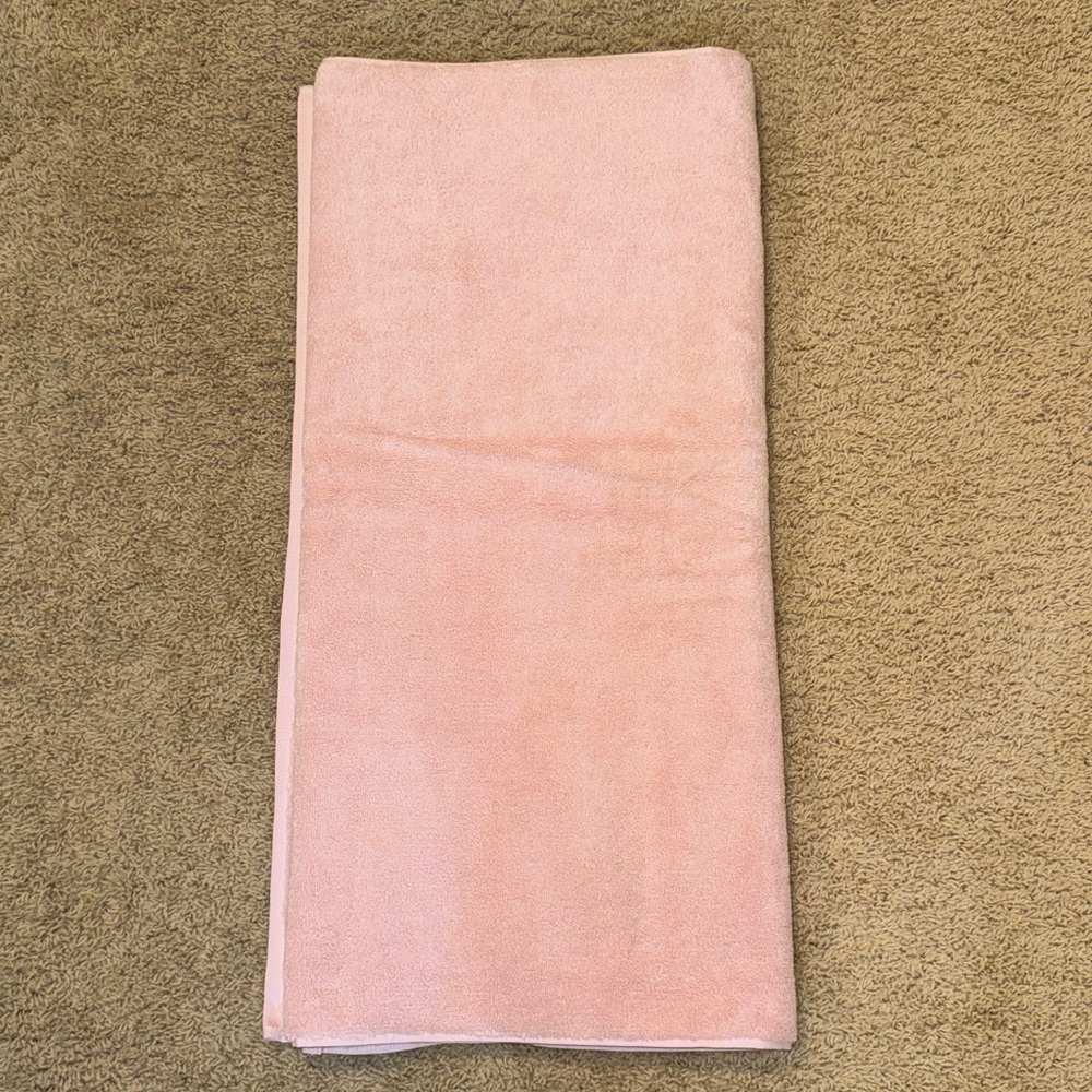 kate spade Soft Pink Bath Towel - Picture 3 of 12